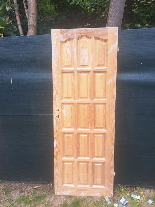 Drzwi z oscieznicami po demontażu drewniane