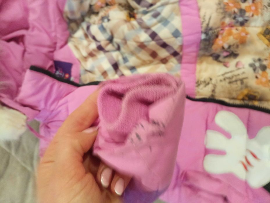 Куртка на дівчинку 110