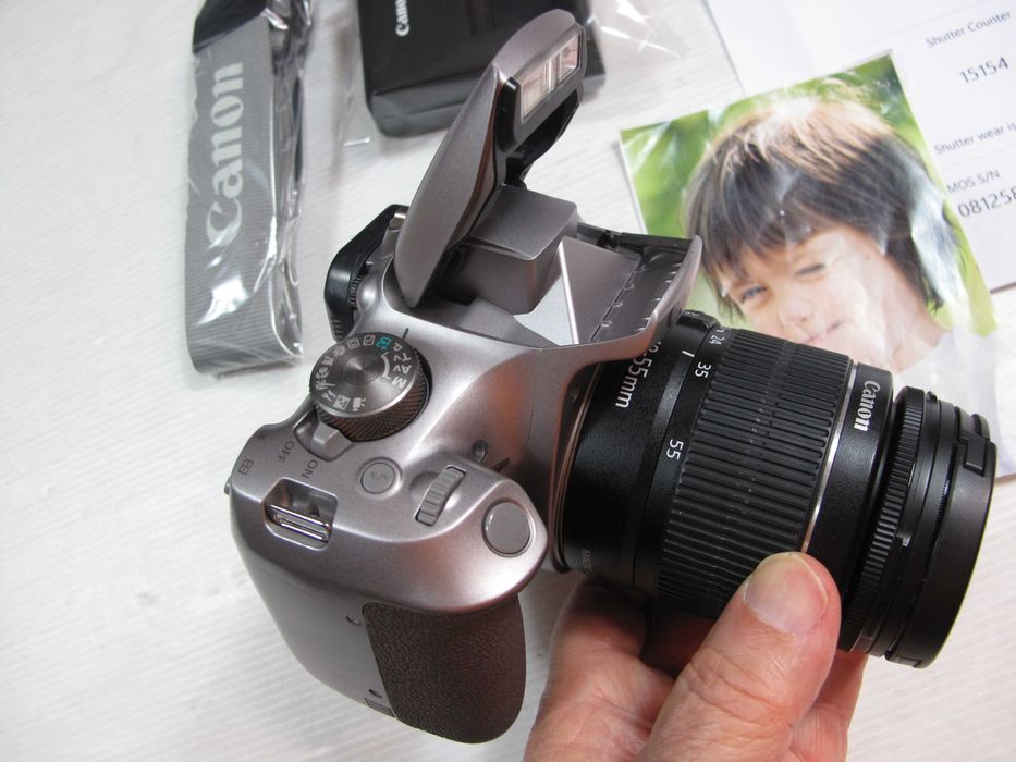 canon 1300D+18-55 só 15 mil disparos como NOVA