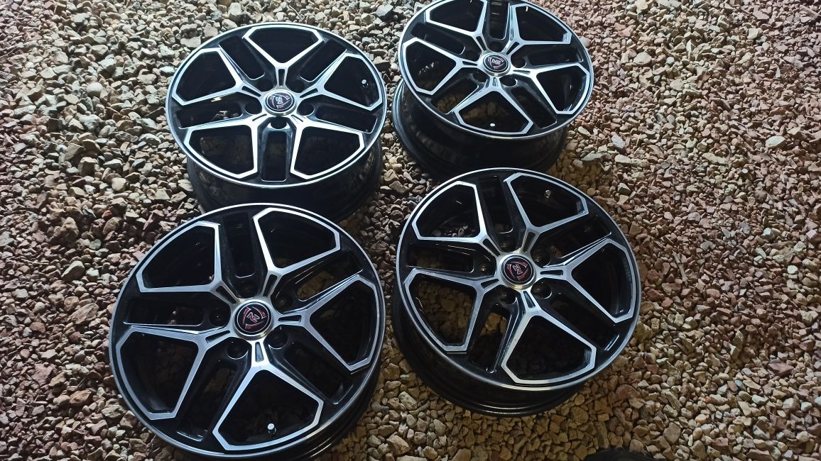 Felgi z oponami grupa vw stan b dobry