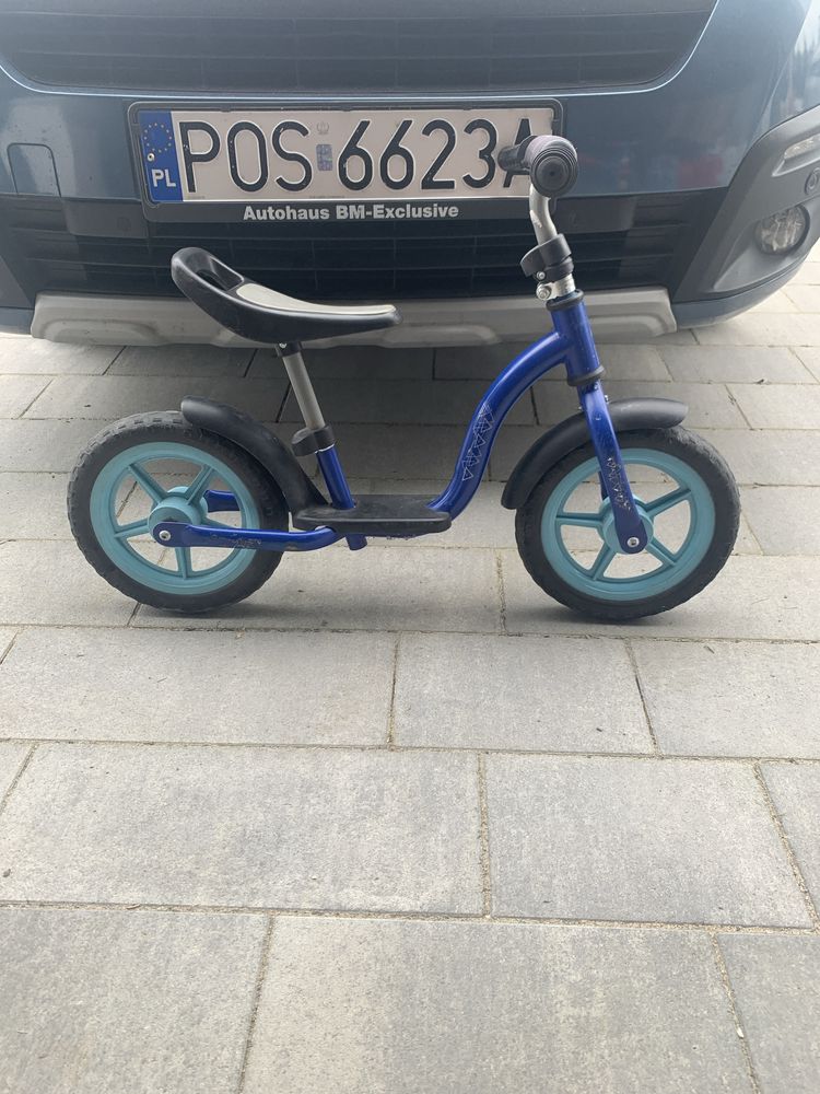 Rowerek biegowy niebieski