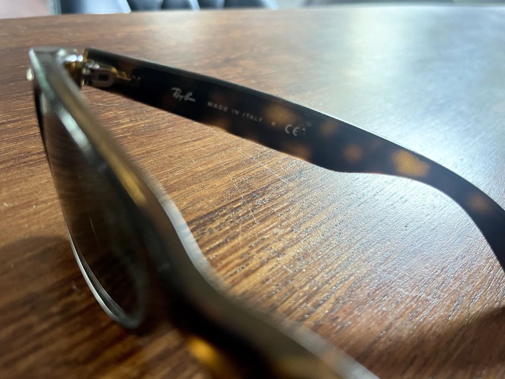 Ray-Ban RB2132 new wayfarer