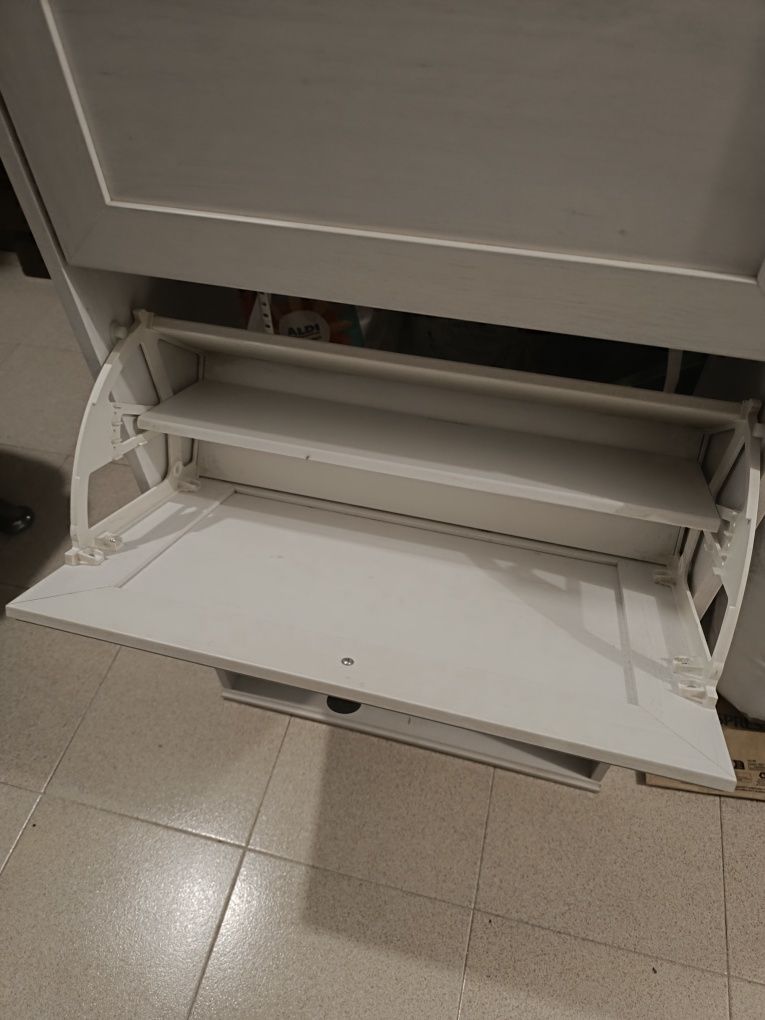 Sapateira IKEA Brusali
