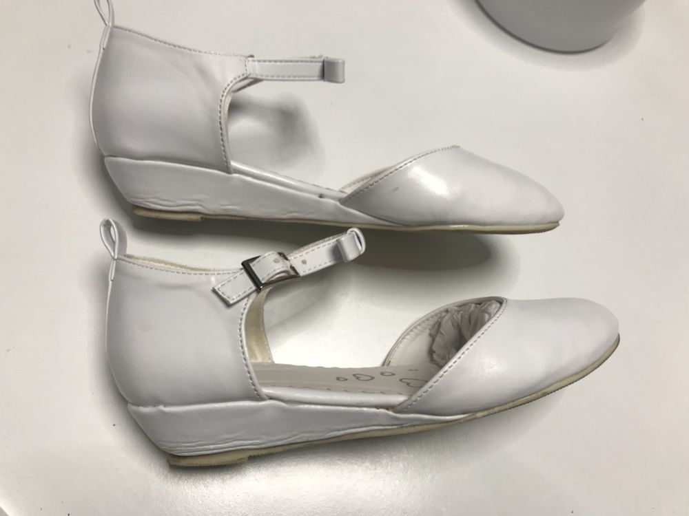 Buty komunijne pantofelki rozmiar 32