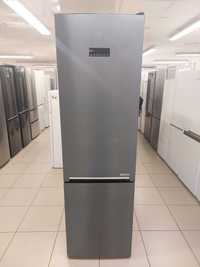 Холодильник BEKO RCNA406E40LZR в робочому стані NeoFrost