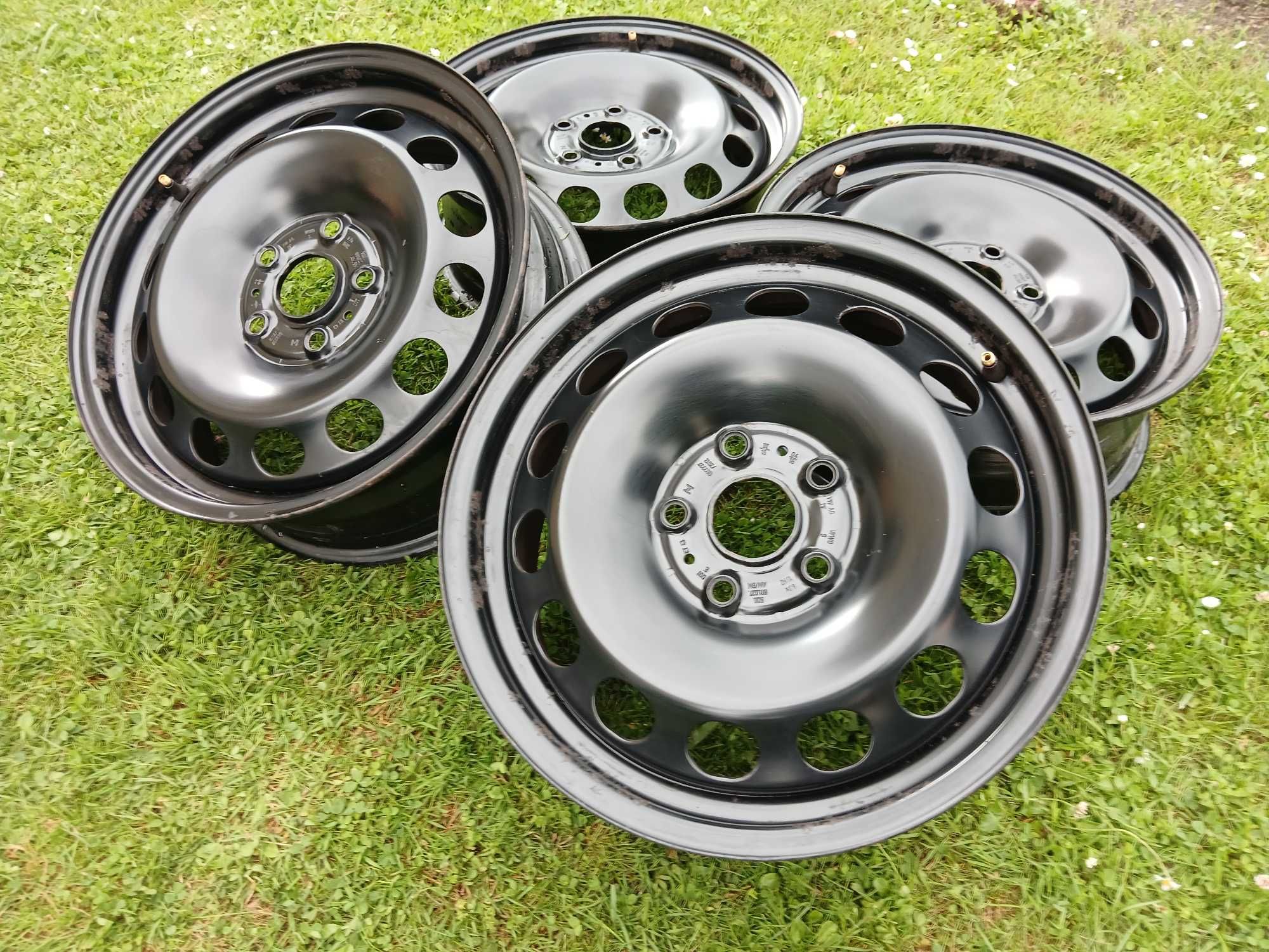 Felgi 16'' 5x112 + kołpaki ORYGINALNE Audi Q2 A3 A4 A6 F-VAT