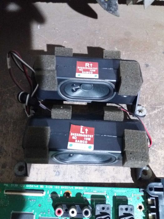 Fonte de alimentação e altifalantes tv Phillips 32