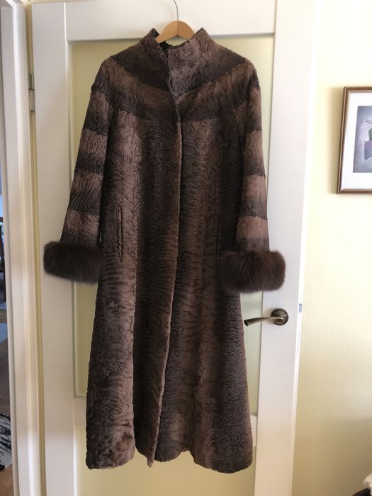 Karakuły dlugie futro