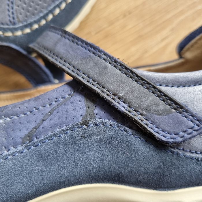 Damskie półbuty Jamp ECCO roz. 40
Marka: ECCO
Mod