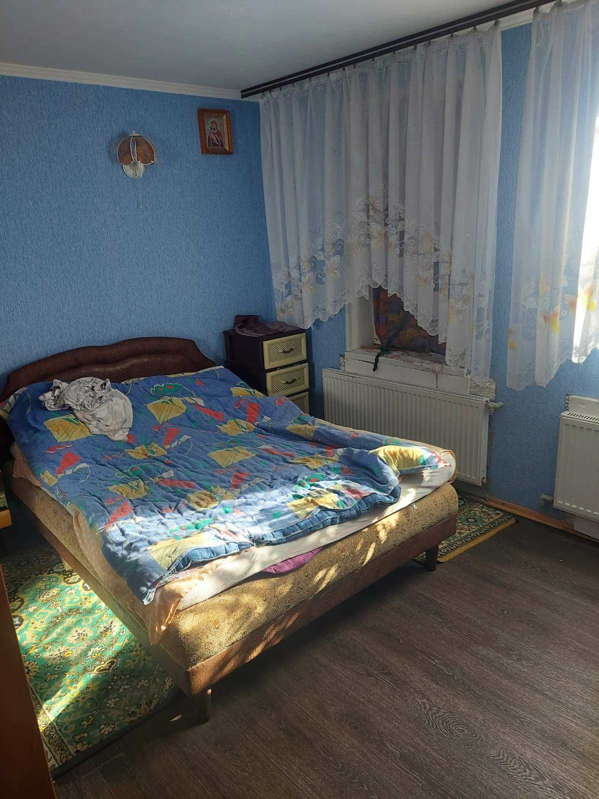 Продам 2 дома на одном участке Славянск(Курорт)