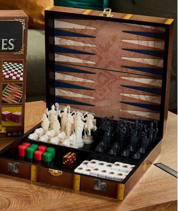 Harry Potter Trunk of Games - набір настільних ігор