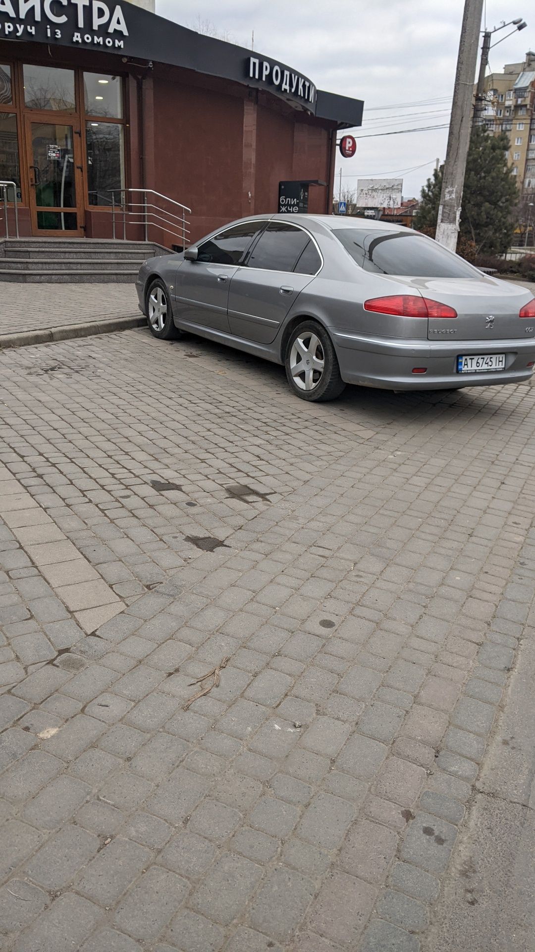Продам автомобіль Пежо 607 з автоматичною коробкою передач