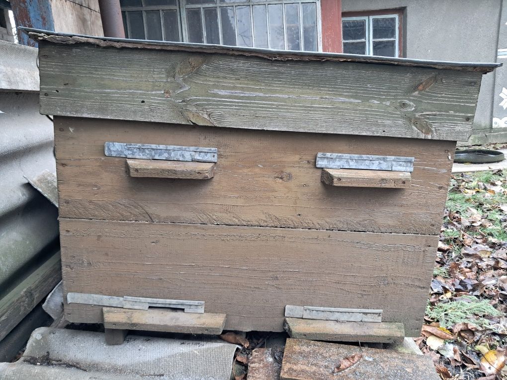 Продам вулики + медогонка