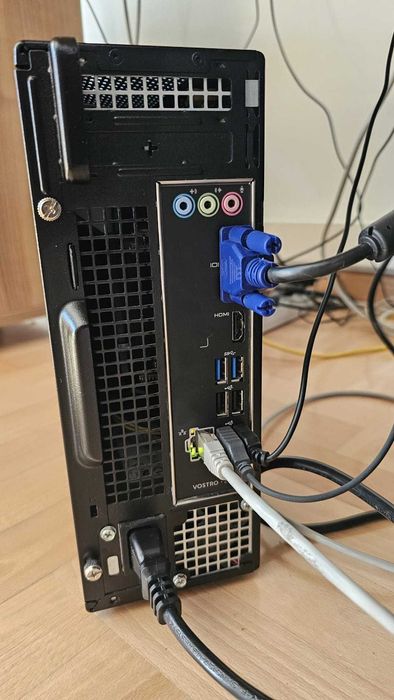 Komputer Dell Vostro 270s i3 8 GB RAM SSD 250 CT275MX300 Windows 10