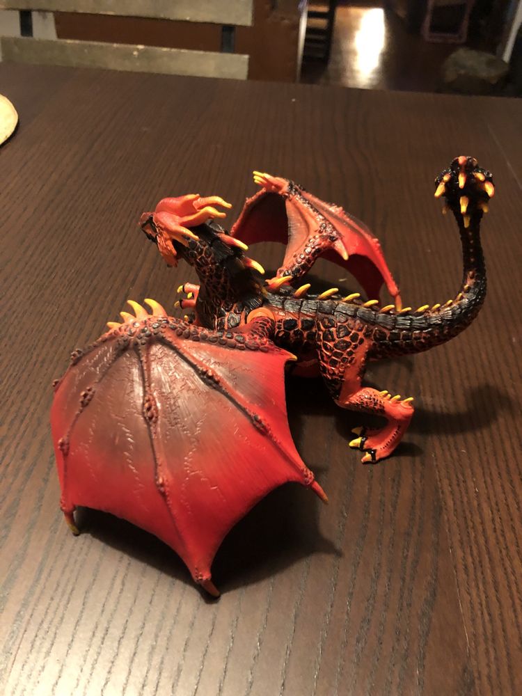 Dragão de lava da Schleich