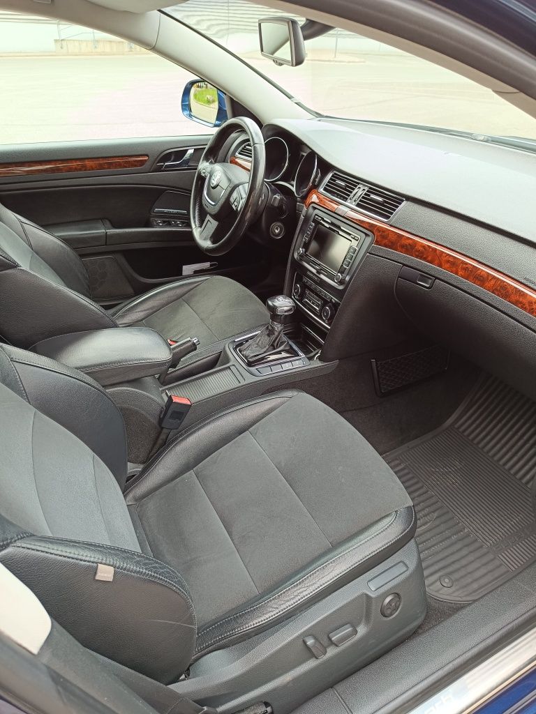 Skoda Superb 3.6 260 km 4x4