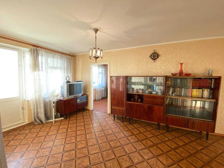 Продается трёхкомнатная квартира по улице Свято-Николаевская