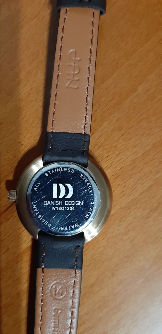 Relógio Danish Design