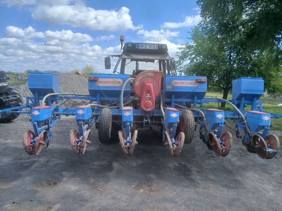 Siewnik do kukurydzy