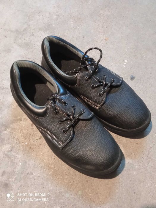 Botas de Segurança Nº42 e 43 – Novas
