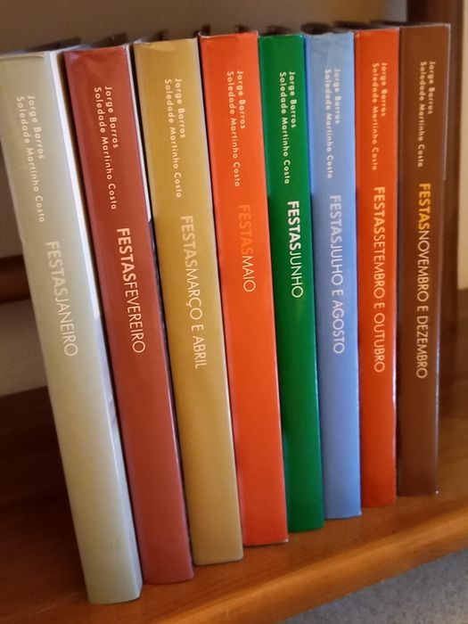 8 Volumes coleção "Festas e Tradições Portuguesas"
