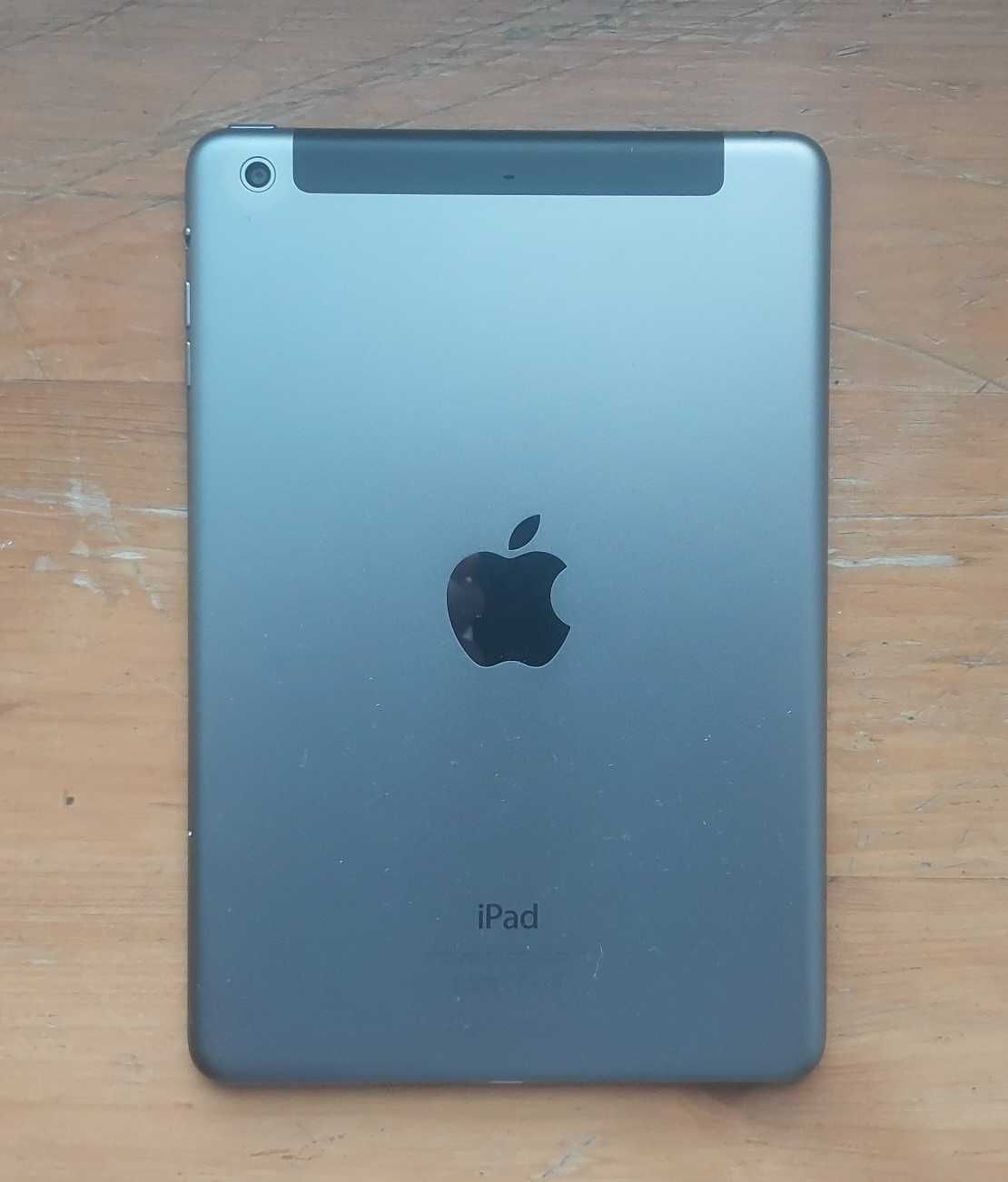 Tablet Apple iPad Mini 2 7,9" 32 GB pokrowiec OtterBox