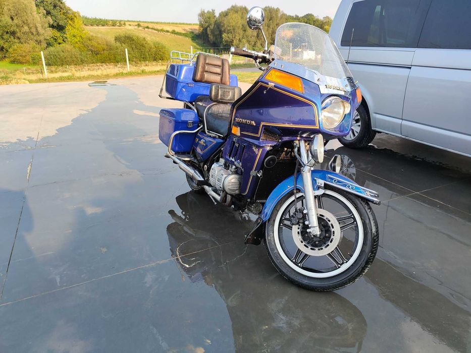 Honda Gold Wing GL 1100 niski przebieg transport