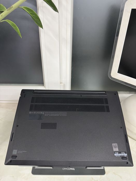 Ноутбук Lenovo Thinkpad E16 Gen 1 Laptop 21JU-S1J400