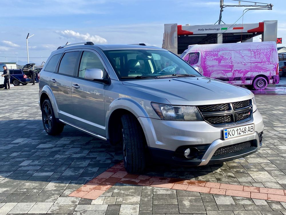 Dodge Journey Crossroad