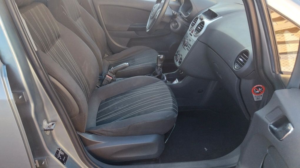 Opel Corsa 1.2i 5p 2010 RESERVADO