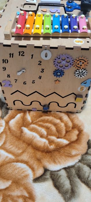 Бізукуб для дітей