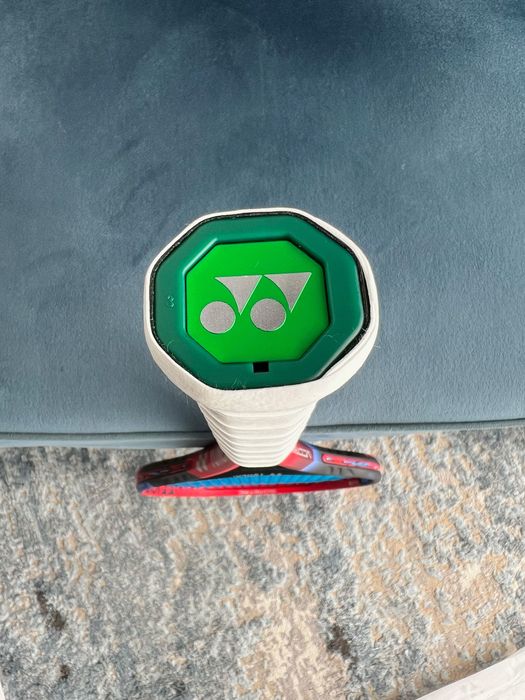 Raquete Ténis Yonex VCore 98