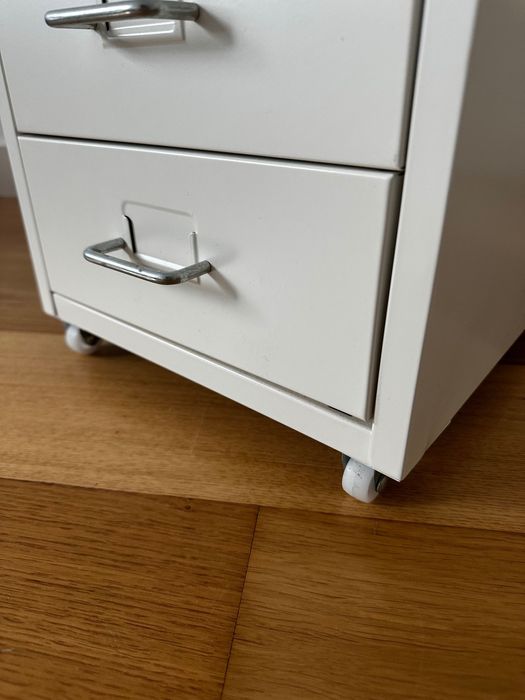 Gaveteiro de Aço Branco – IKEA