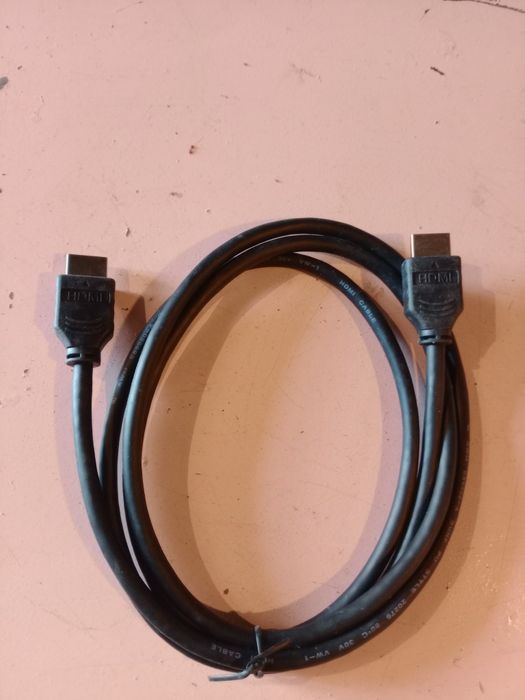 Cabo HDMI nunca usado