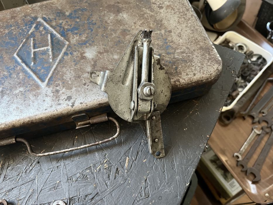 WSK 175 Sport W2 Lelek Dudek docisk sprzęgła wysprzęglik oryginal ZMD