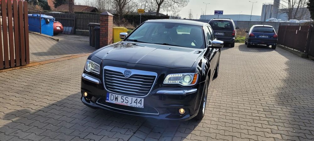 Lancia Thema Polski salon