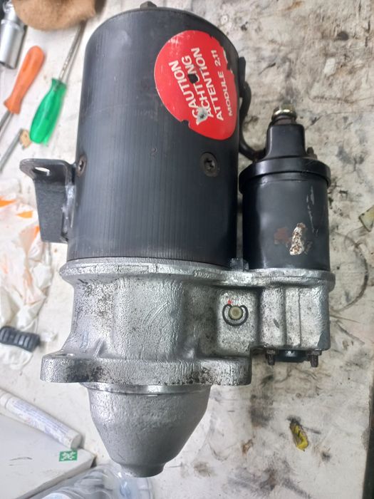 Motor de arranque UMM