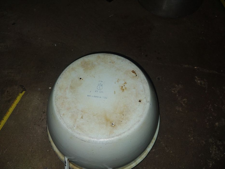 Garnek emaliowany PRL