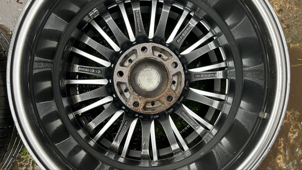 R18 W8 PCD 5x112 ET30 DIA. 66.6