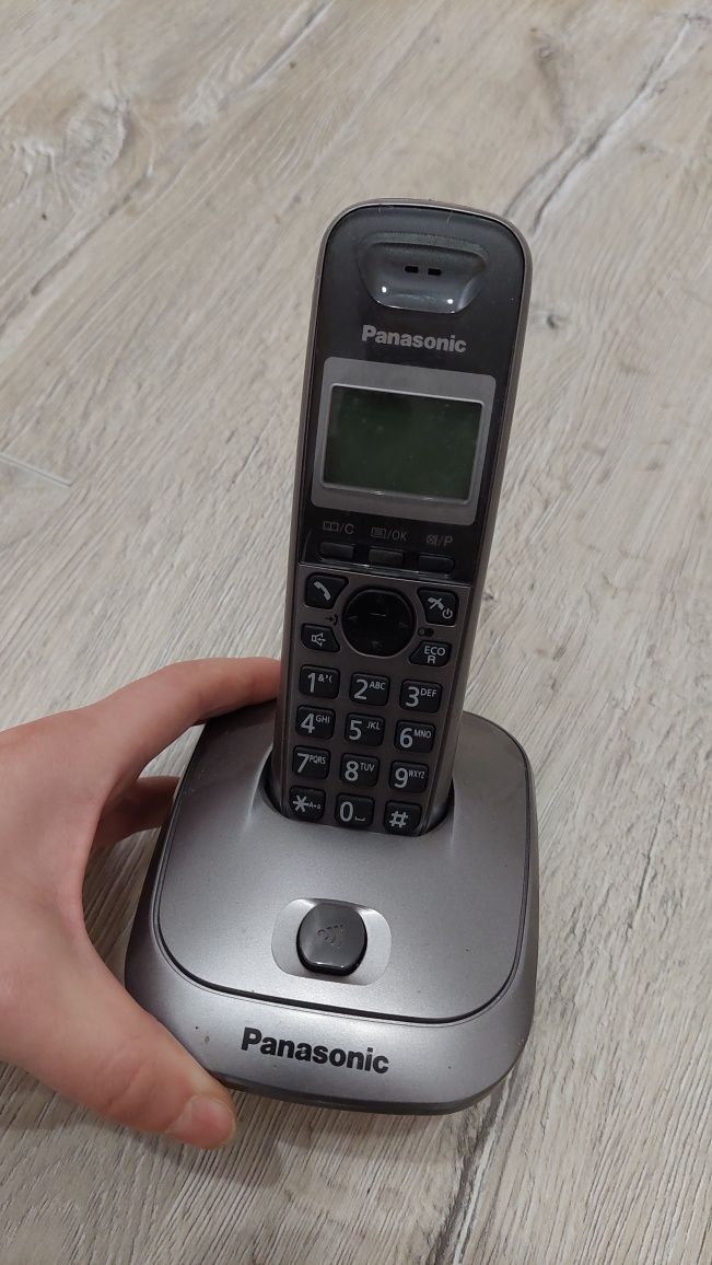 Telefon bezprzewodowy PANASONIC KX-TG2511PDM
