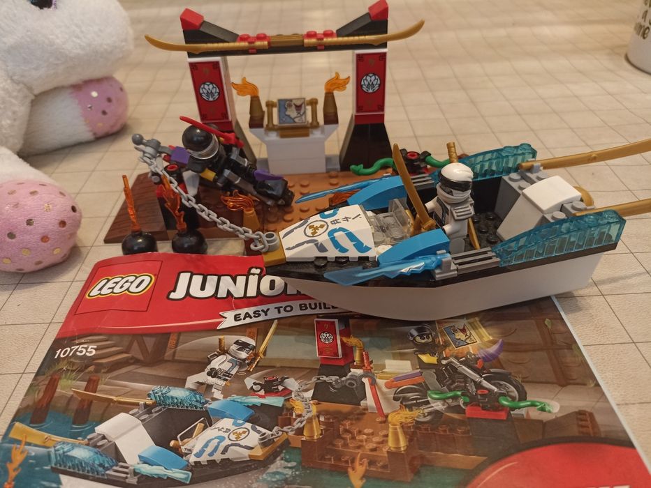 LEGO Ninjago 10755 Zane's Ninja Boat Pursuit