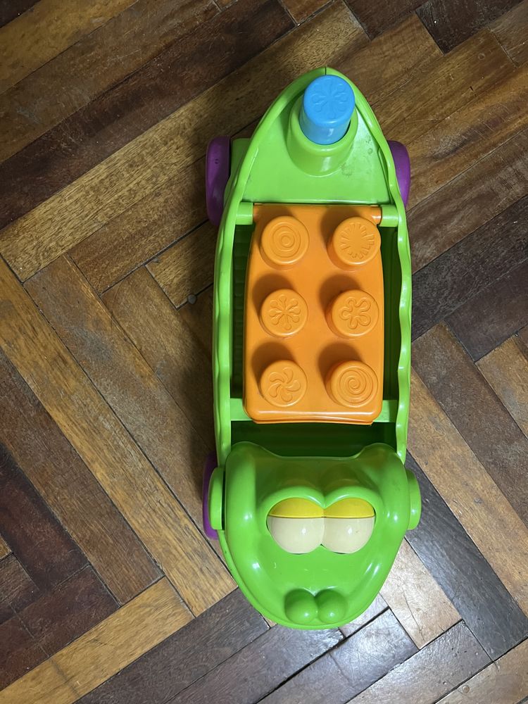 Каталка Крокодил fisher price