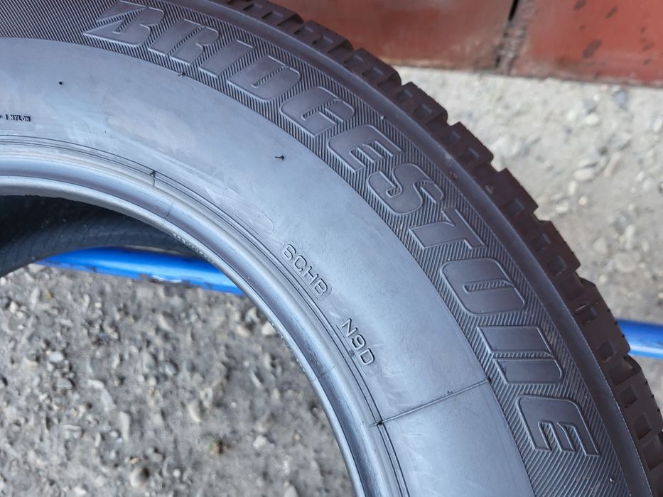 215/65/16 R16 Bridgestone Blizzak LM-30 4шт ціна за 1шт зима шини