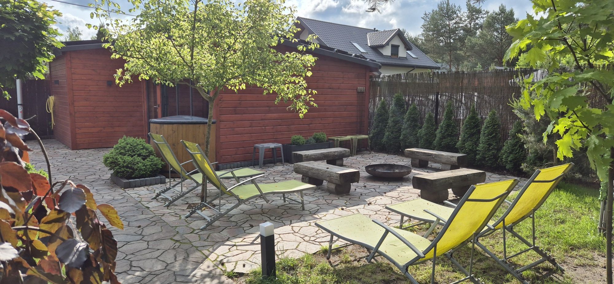 Domki pod Sosnami PREMIUM  Basen Sauna Jacuzzi DUŻA WIATA Radawa