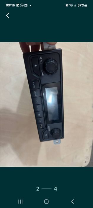 Магнітола на Sprinter 907 А9078208600 А9108270500
З кодом 
Є рамка,