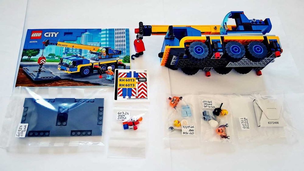 Lego City 60324 Mobile Crane em peças novas semi montado