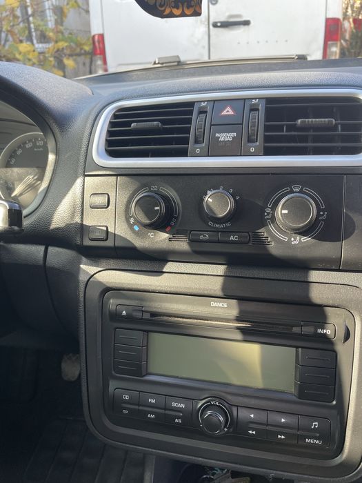 Skoda Fabia 2008 г 1.4 бензин