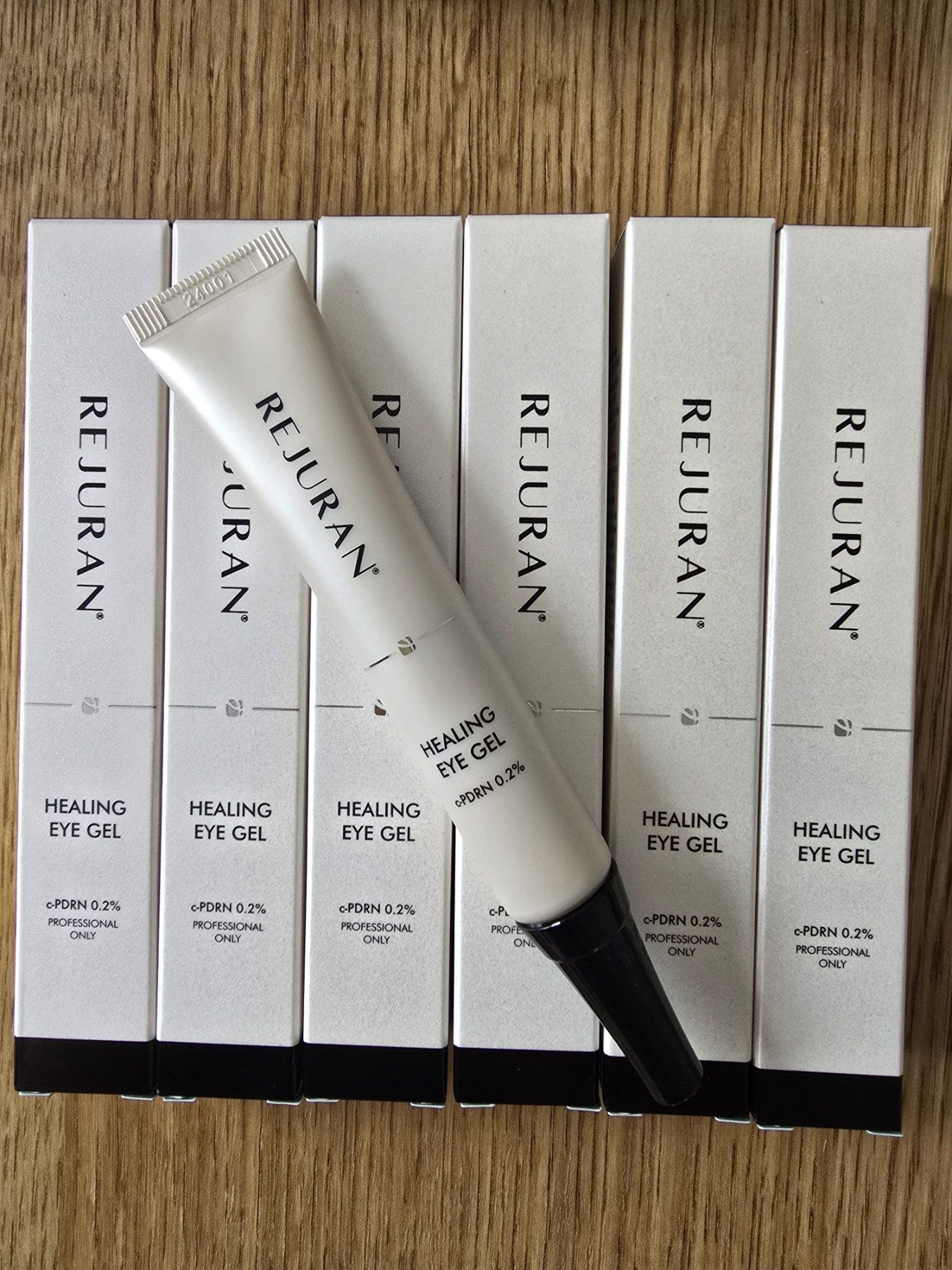 Відновлюючий гель для зони навколо очей Rejuran Healing Eye Gel 15ml