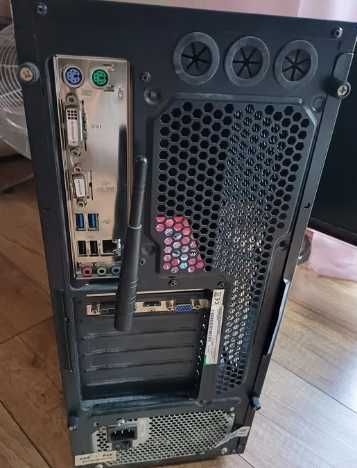 Komputer + monitor 24" z funkcją telewizora.