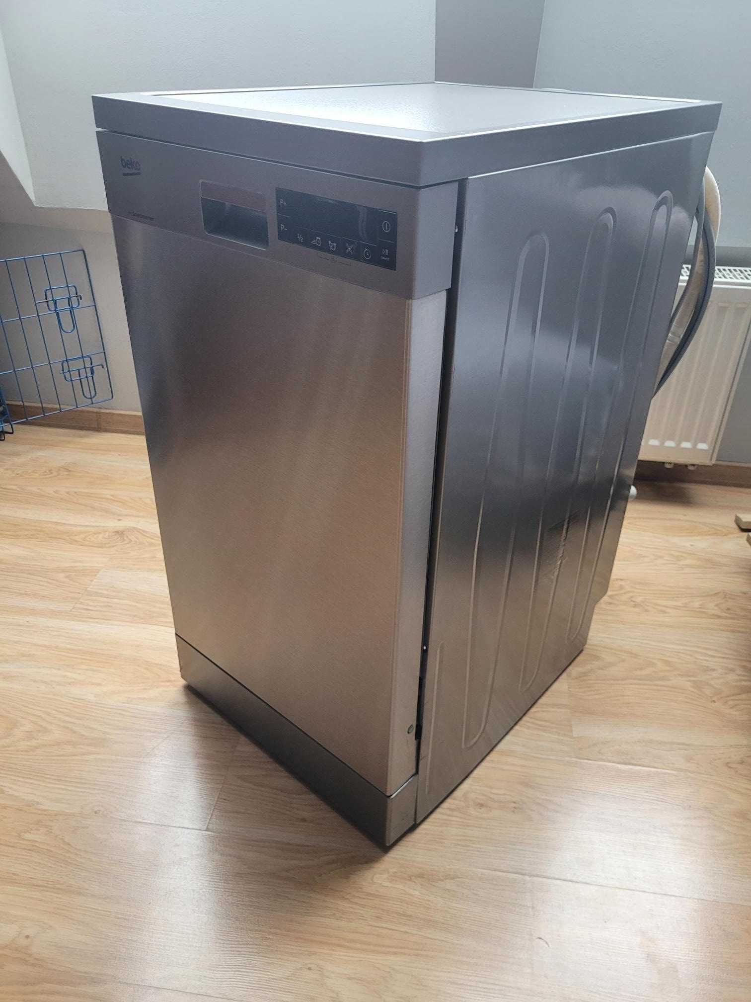 zmywarka Beko DFS28131X szerokość 45 wolnostojąca szuflada na sztućce